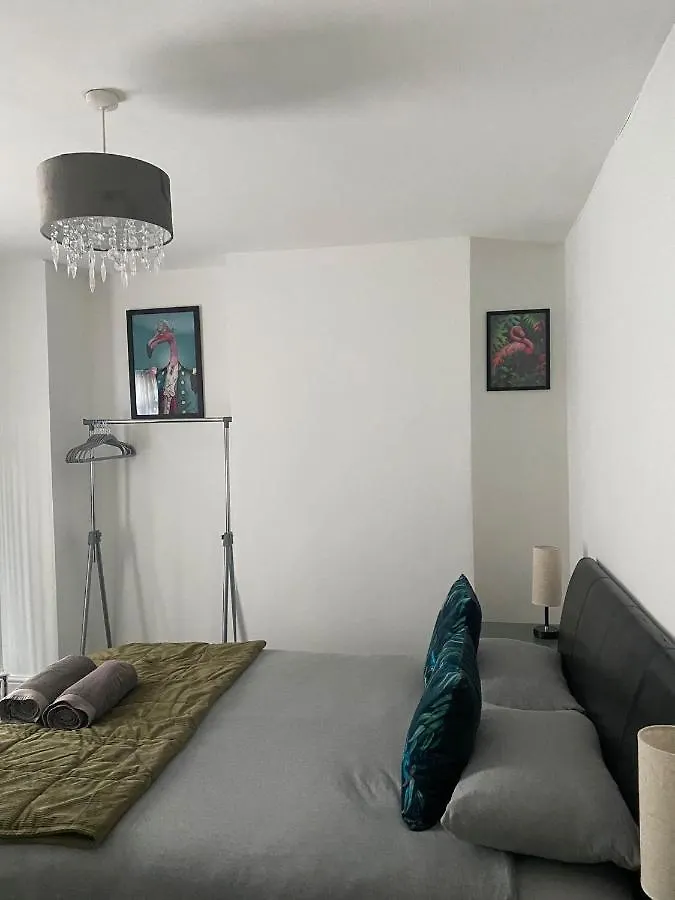 Lovely Place Near To Beach Brighton Apartamento